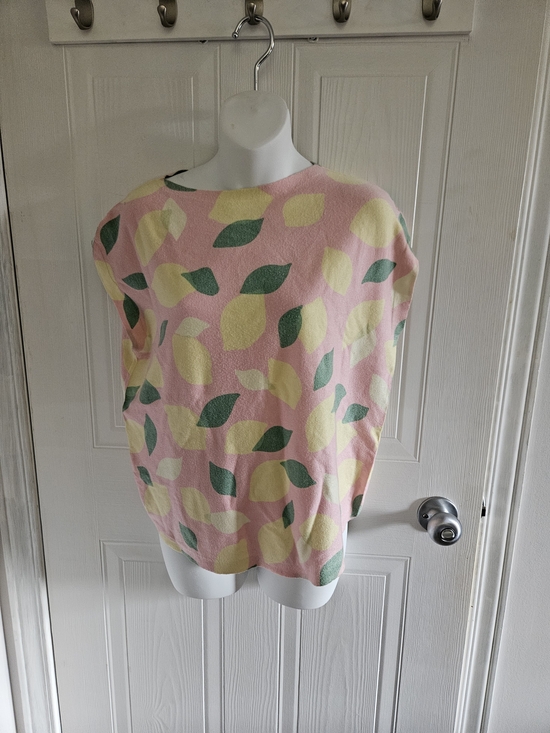Sweaters - Pink Lemon Print Sleeveless Sweater Top